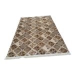 حافظة بديل سجاد بظهر دوتس مانع للانذلاق مقاس 175×280 سم . التصوير على الطبيعة