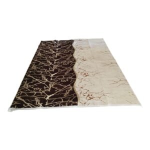 حافظة بديل سجاد بظهر دوتس مانع للانذلاق مقاس 175×280 سم . التصوير على الطبيعة