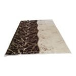 حافظة بديل سجاد بظهر دوتس مانع للانذلاق مقاس 175×280 سم . التصوير على الطبيعة