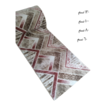 سجادة طرقة من النساجون الشرقيون مقاس 100×200 سم . يتم سرفلة الاطراف حسب المقاس المطلوب . التصوير على الطبيعة .