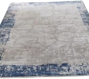 سجادة سيرا صناعة تركية . مصنعة من اجود انواع اخيوط . مقاس 200×280سم . التصوير على الطبيعة . وزن السجادة 12 كيلو