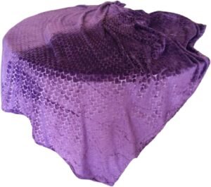 دفاية سرير، بطانية حرارية للسرير حفر ليزر قلوب . مقاس 200×220 سم التصوير على الطبيعة . متعدد الالوان