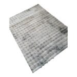 بديل السجاد البابلز فروة الأرنب مقاس ٢٠٠ ×٢٩٠  سم . تصوير المنتج على الطبيعة .