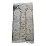 سجادة صلاة مبطنة بالأسفنج - مريحة بتصميم انيق ( 60 × 110 سم )