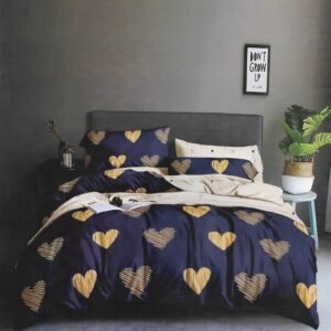 طقم كبرتاية سرير كبير متعدد الالوان يتم استعمالة على الوجهين كل وجة شكل مختلف متوفر 4 قطع