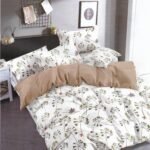 طقم كبرتاية سرير كبير متعدد الالوان يتم استعمالة على الوجهين كل وجة شكل مختلف متوفر 6 قطع