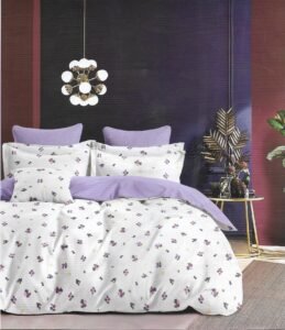 طقم كبرتاية سرير كبير متعدد الالوان يتم استعمالة على الوجهين كل وجة شكل مختلف متوفر 4 قطع