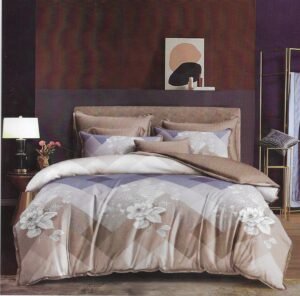 طقم كبرتاية سرير كبير متعدد الالوان يتم استعمالة على الوجهين كل وجة شكل مختلف متوفر 4 قطع