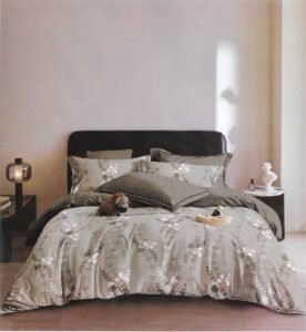 لحاف اطفال 2 قطعة شتوي من المايكروفايبر بديل الريش حشوة الفايبر البديل للريش . بتصاميم متعددة ومميزة .