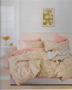 طقم ملايات سريركبير مكون من ٤ قطع . ملاية 240*240سم+1مخدة160*45سم+2خدادية 50*70سم .