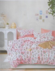 طقم ملايات سريركبير مكون من ٤ قطع . ملاية 240*240سم+1مخدة160*45سم+2خدادية 50*70سم .